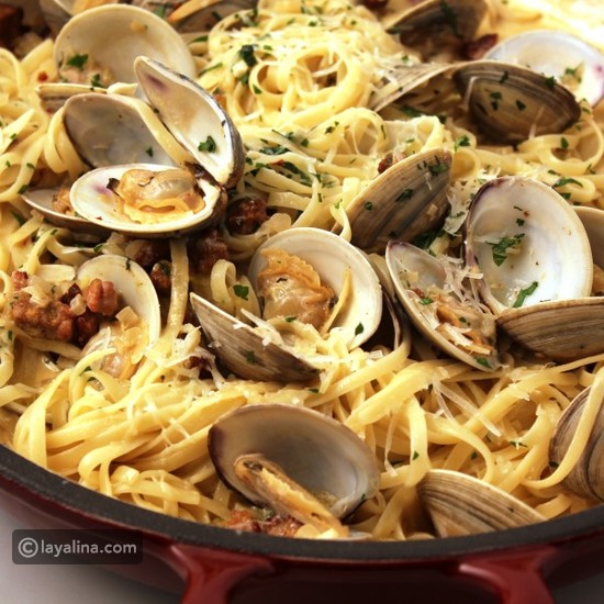 بالفيديو طريقة عمل الفيتوتشيني مع بلح البحر Mussels Fettuccine